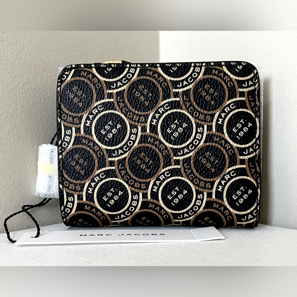 Marc Jacobs Wallet